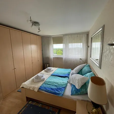 Apartment Zentrales Rooftop-apartment Mit Balkon Fuer Bis Zu 5 Personen Marl
