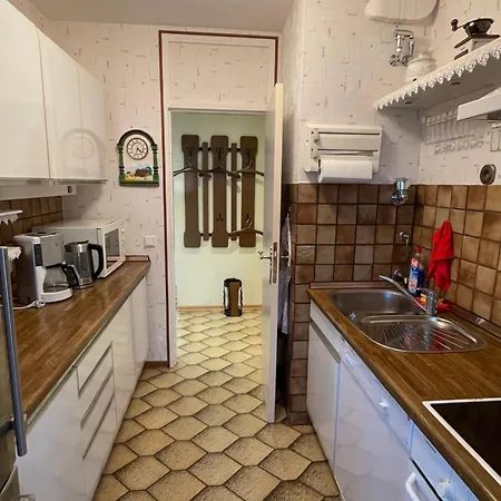 Zentrales Rooftop-apartment Mit Balkon Fuer Bis Zu 5 Personen * Marl