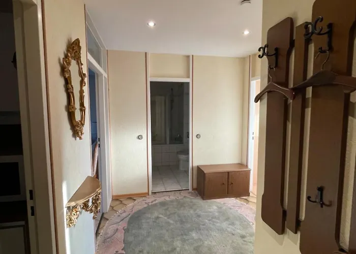 Lägenhet Zentrales Fuer Bis Zu 5 Personen Mit Balkon, Parkplatz, Waschmaschine & Direkten Einkaufsmoeglichkeiten Marl (Recklinghausen)